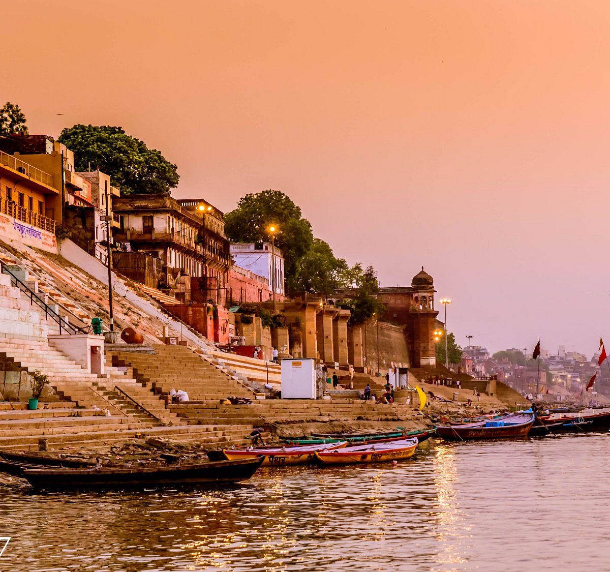 9 Best Ghats in Varanasi: Experience the Divine Splendor
