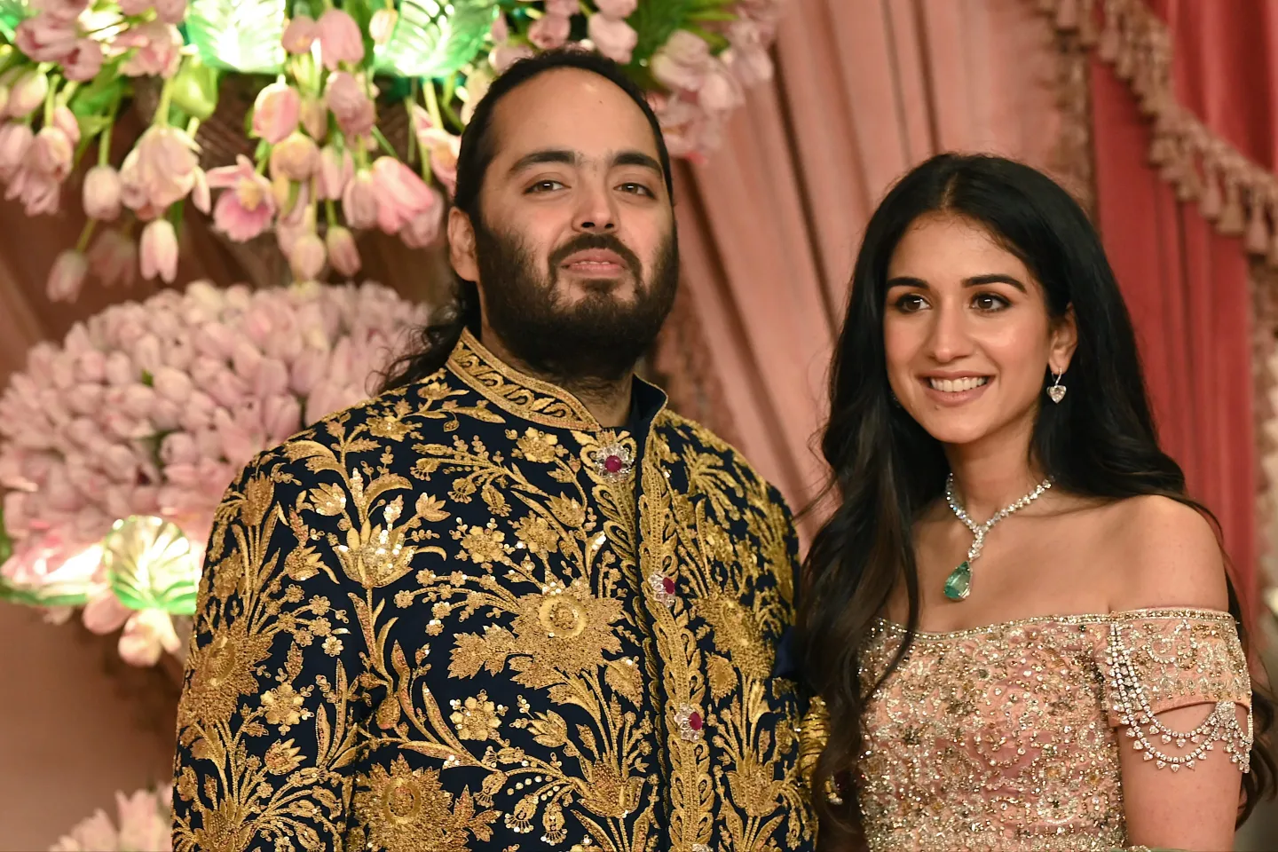 net worths of Anant Ambani and Radhika Merchant