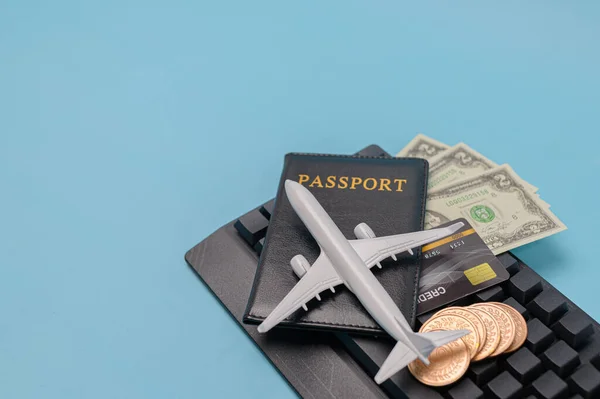 10 Best Travel Credit Cards for Flight Tickets in India (2024)